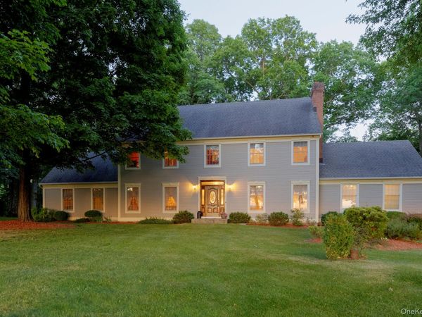 107 Moffat Road , Washingtonville, NY 10992