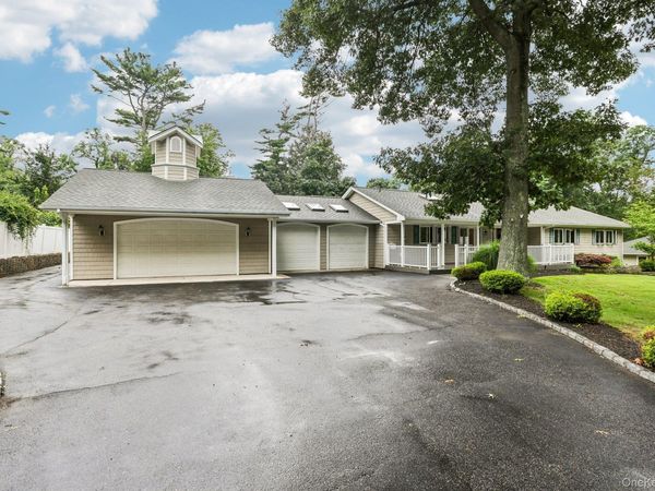 6 Winfield Drive, Sound Beach, NY 11789