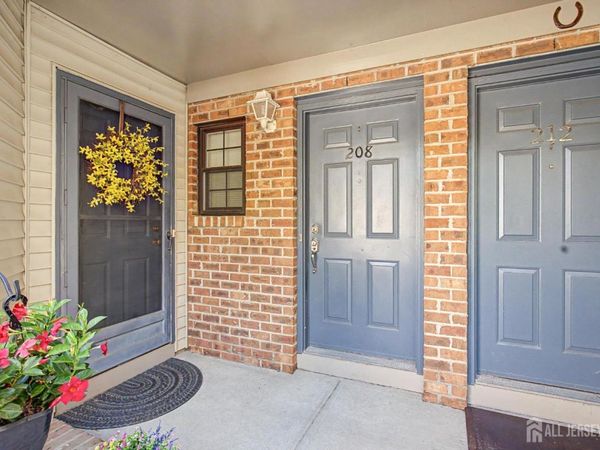 208 Sunshine Court , Parlin, NJ 08859