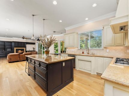 6980 Horseshoe Bar Rd, Loomis, CA 95650 Photo