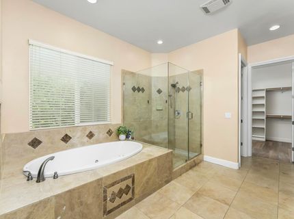 6980 Horseshoe Bar Rd, Loomis, CA 95650 Photo