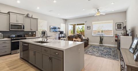 9230 Stillwagon St, Elk Grove, CA 95624 Photo