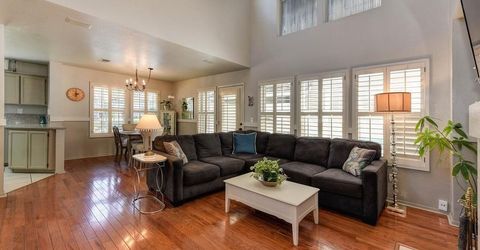 919 Blue Rapids Dr, Folsom, CA 95630 Photo