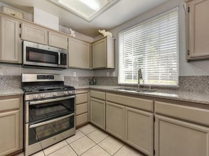 919 Blue Rapids Dr, Folsom, CA 95630 Photo