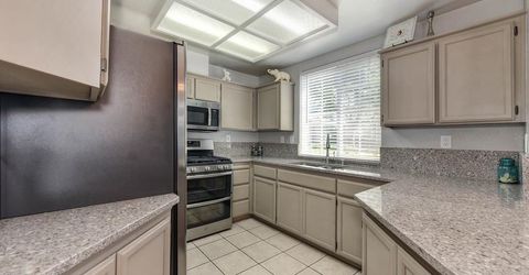 919 Blue Rapids Dr, Folsom, CA 95630 Photo
