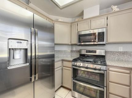 919 Blue Rapids Dr, Folsom, CA 95630 Photo