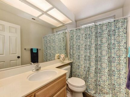 919 Blue Rapids Dr, Folsom, CA 95630 Photo
