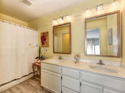 919 Blue Rapids Dr, Folsom, CA 95630 Photo
