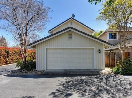 919 Blue Rapids Dr, Folsom, CA 95630 Photo