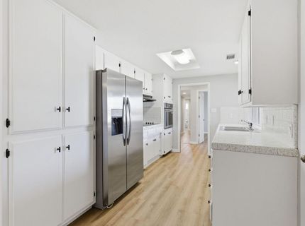 7436 Golden Oak Way, Sacramento, CA 95831 Photo