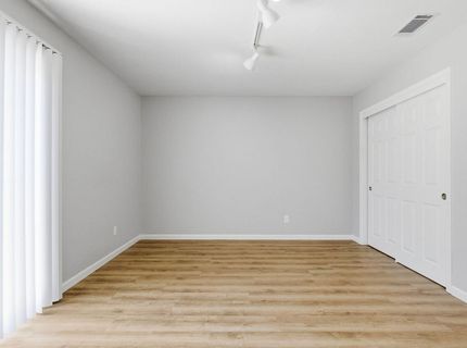 7436 Golden Oak Way, Sacramento, CA 95831 Photo