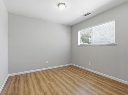 7436 Golden Oak Way, Sacramento, CA 95831 Photo