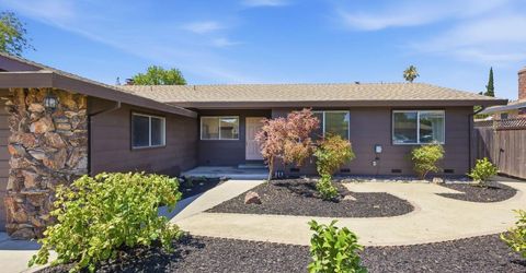 7436 Golden Oak Way, Sacramento, CA 95831 Photo