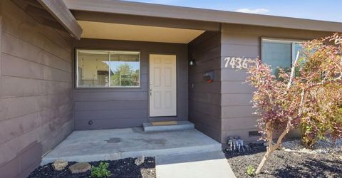 7436 Golden Oak Way, Sacramento, CA 95831 Photo