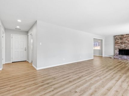 7436 Golden Oak Way, Sacramento, CA 95831 Photo