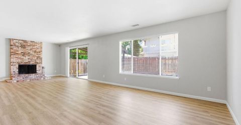 7436 Golden Oak Way, Sacramento, CA 95831 Photo