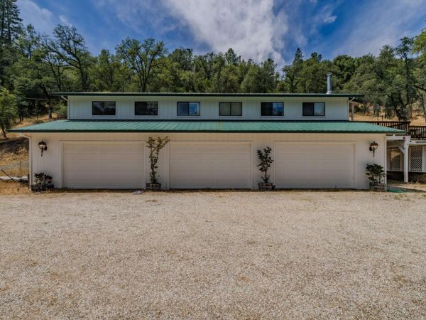 8531 Sheep Ranch Rd, Mountain Ranch, CA 95246
