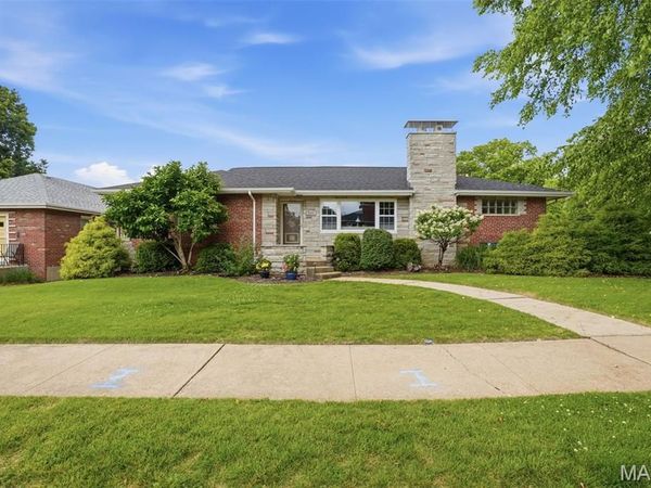 5601 Potomac Street, St Louis, MO 63139