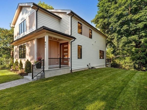 863 Main Street, Reading, MA 01867