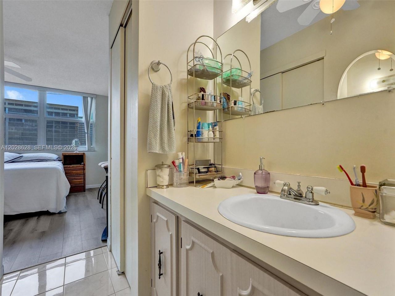 3113 S Ocean Dr , Unit 603, Hallandale Beach, FL 33009 Photo