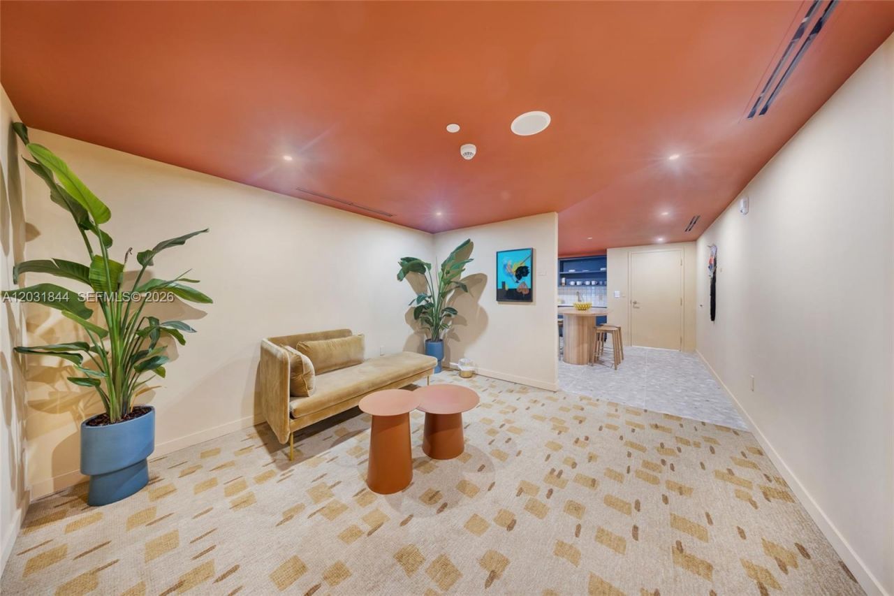 90 NE 32 , Unit 1013, Miami, FL 33137 Photo