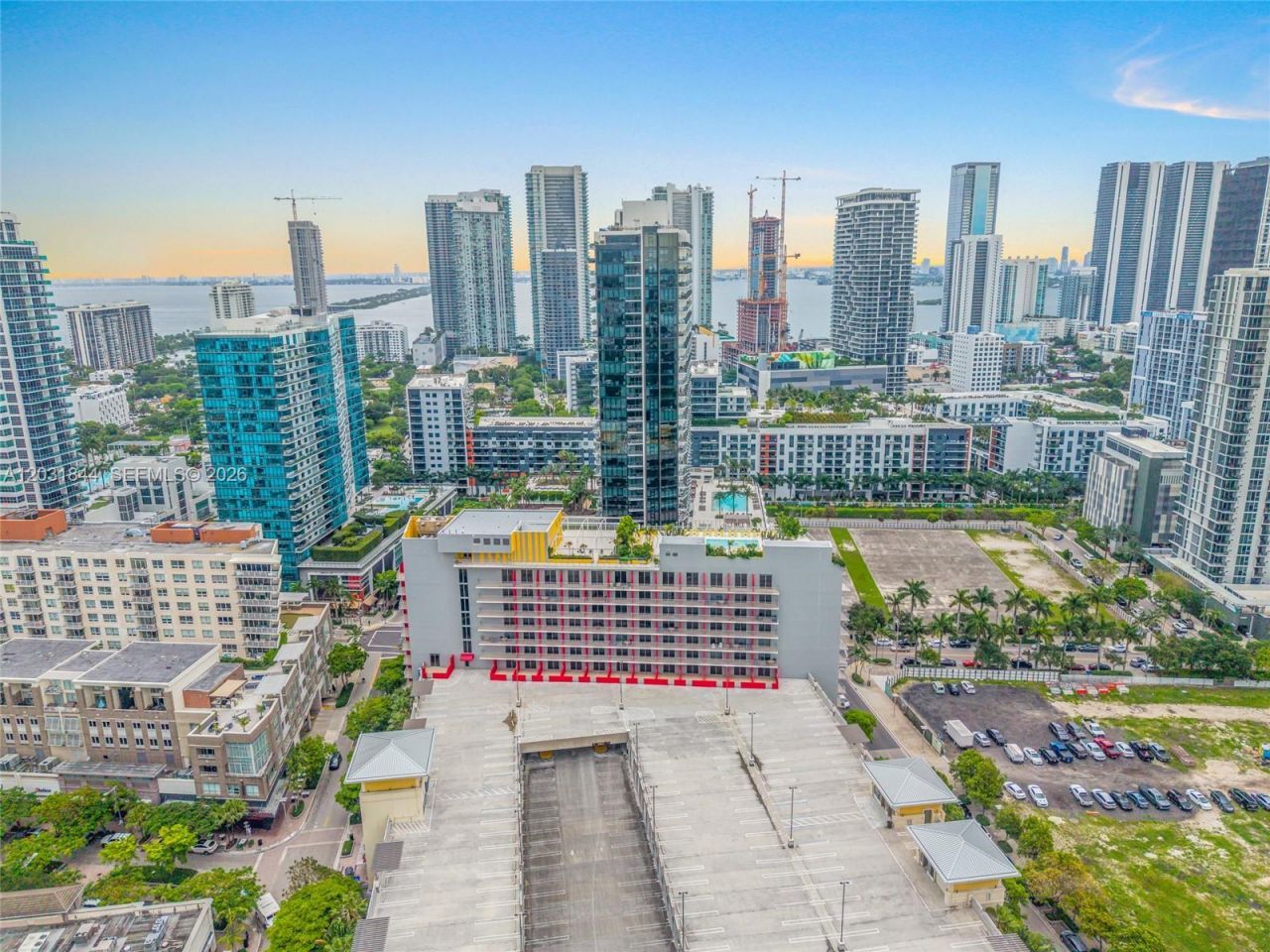 90 NE 32 , Unit 1013, Miami, FL 33137 Photo