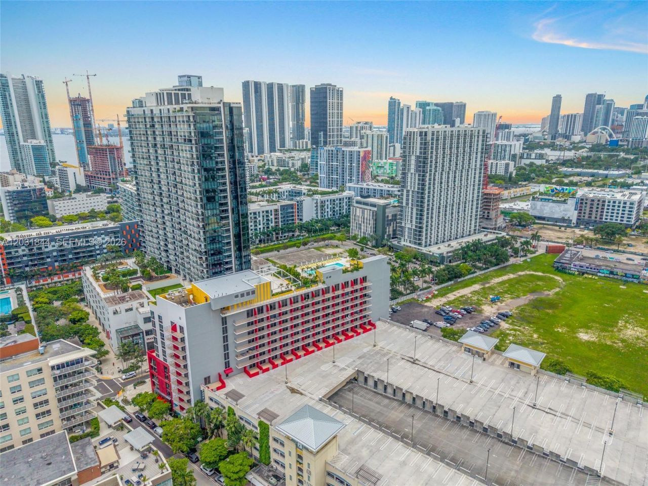 90 NE 32 , Unit 1013, Miami, FL 33137 Photo