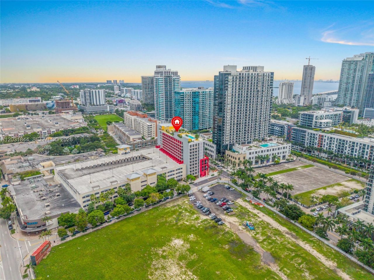 90 NE 32 , Unit 1013, Miami, FL 33137 Photo