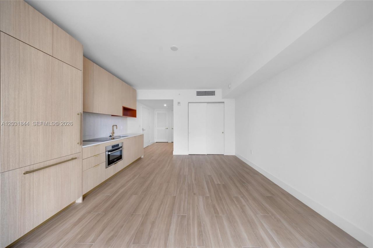 90 NE 32 , Unit 1013, Miami, FL 33137 Photo