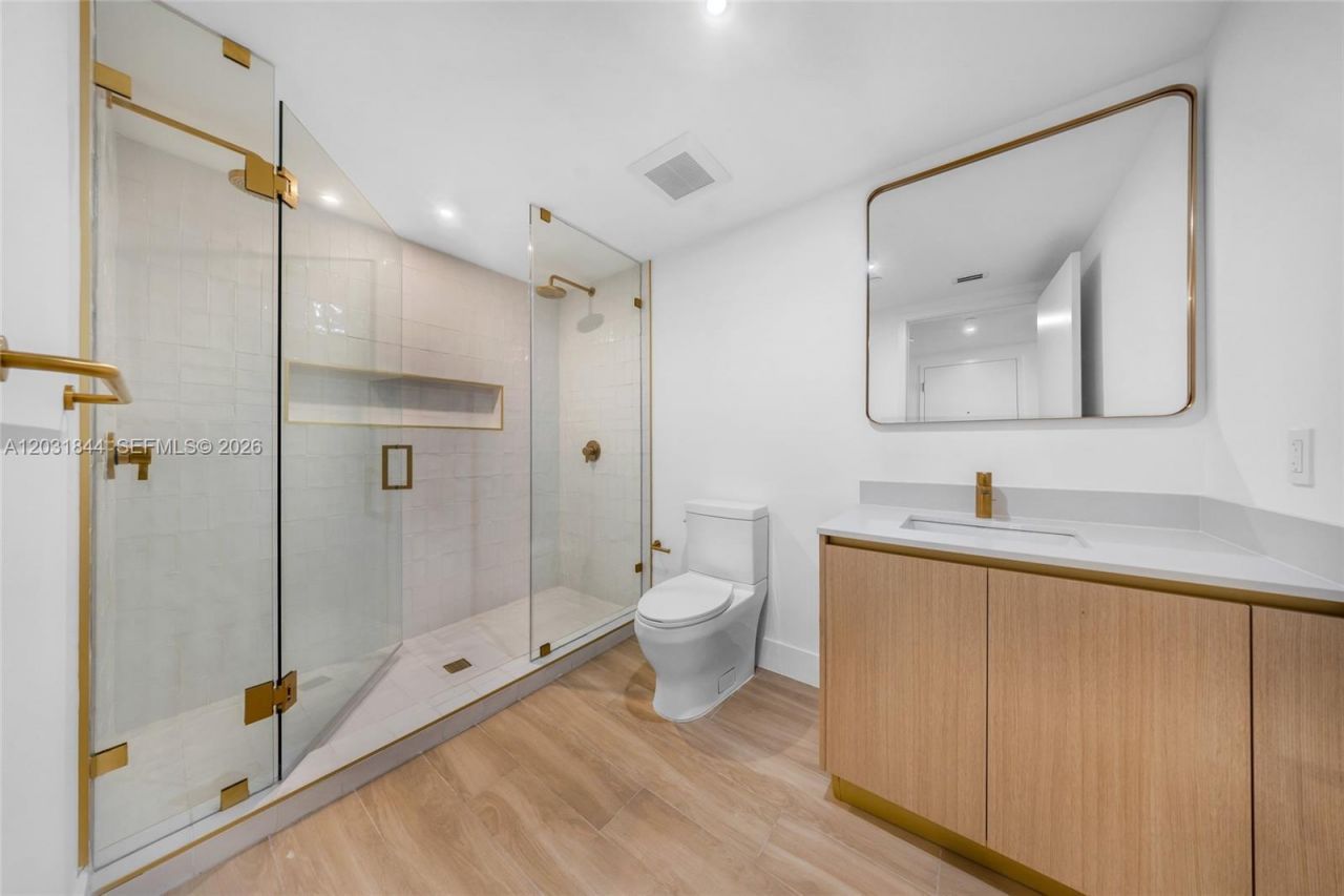 90 NE 32 , Unit 1013, Miami, FL 33137 Photo