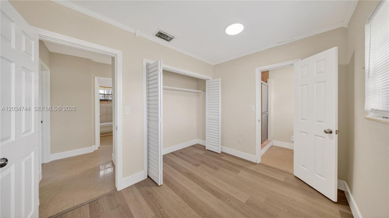 8200 NW 34th Ave , Miami, FL 33147 Photo