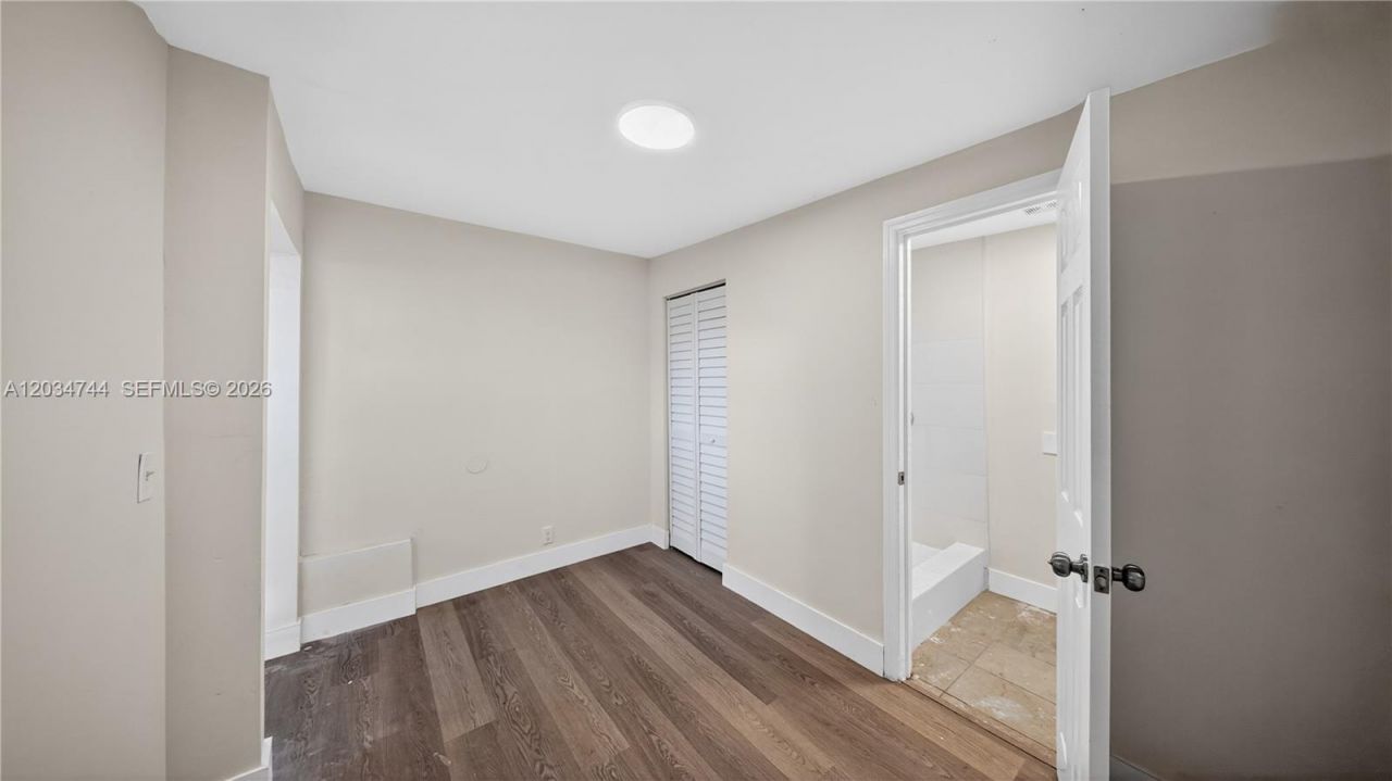 8200 NW 34th Ave, Miami, FL 33147 Photo