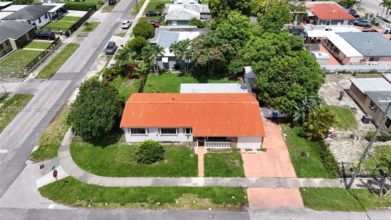 8200 NW 34th Ave , Miami, FL 33147 Photo