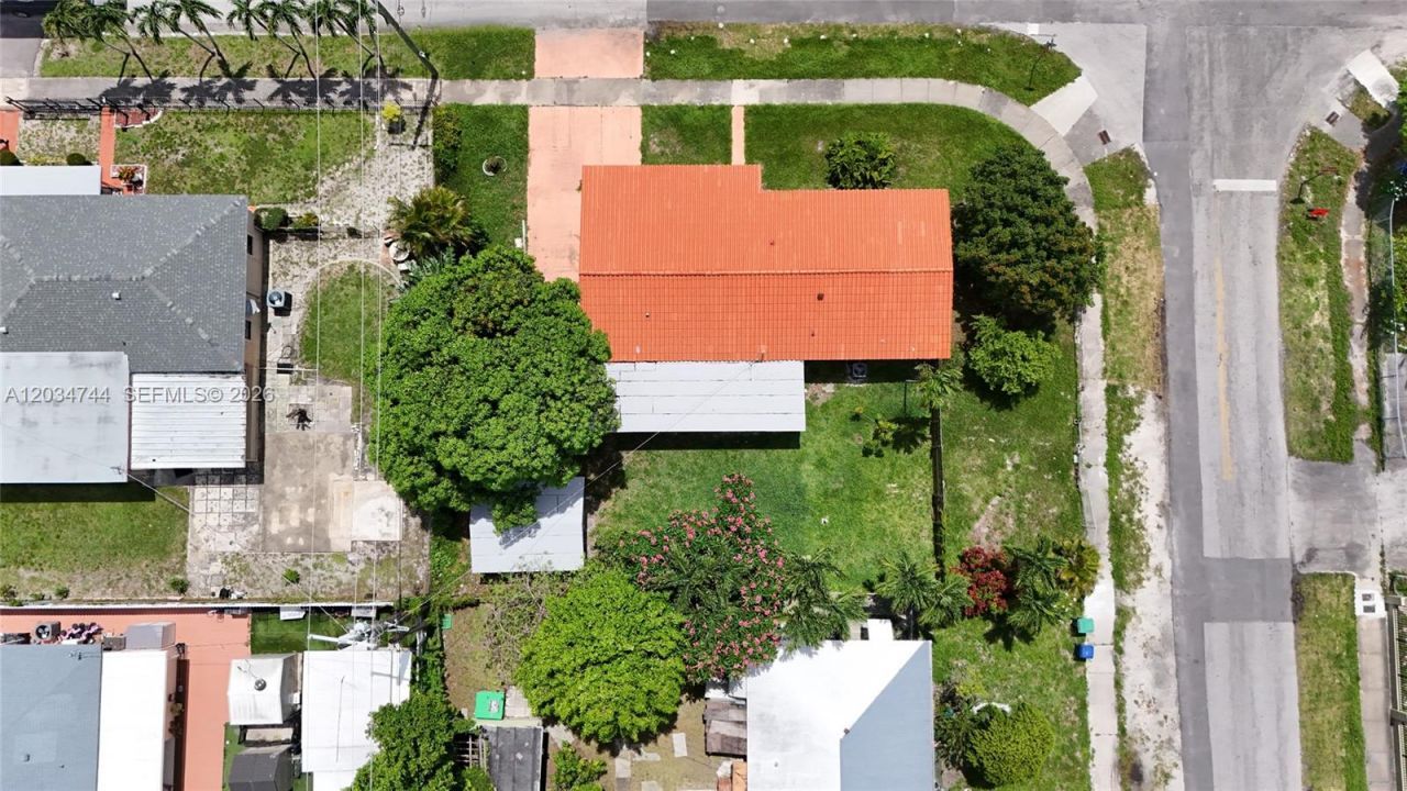 8200 NW 34th Ave, Miami, FL 33147 Photo