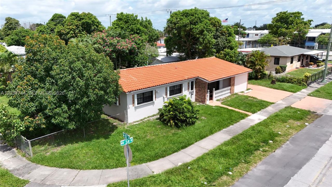 8200 NW 34th Ave, Miami, FL 33147 Photo