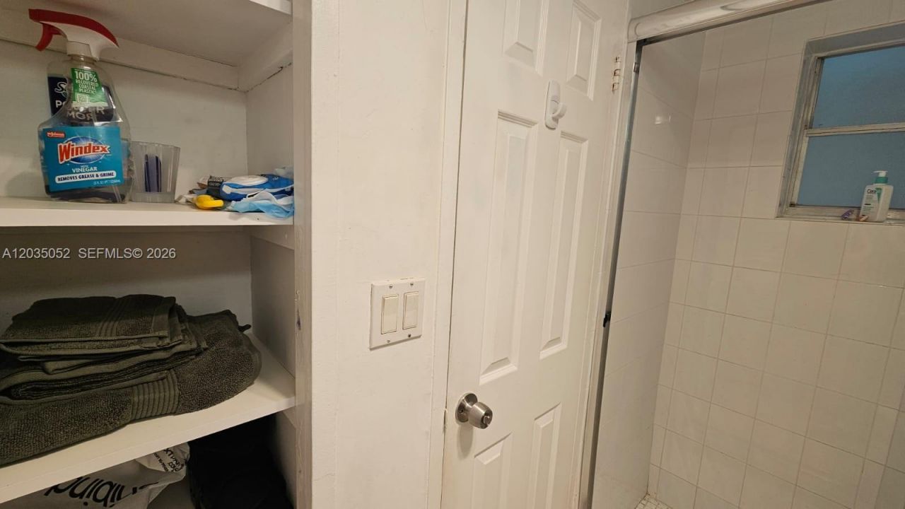 220 Kings Point Dr , Unit 105, Sunny Isles Beach, FL 33160 Photo
