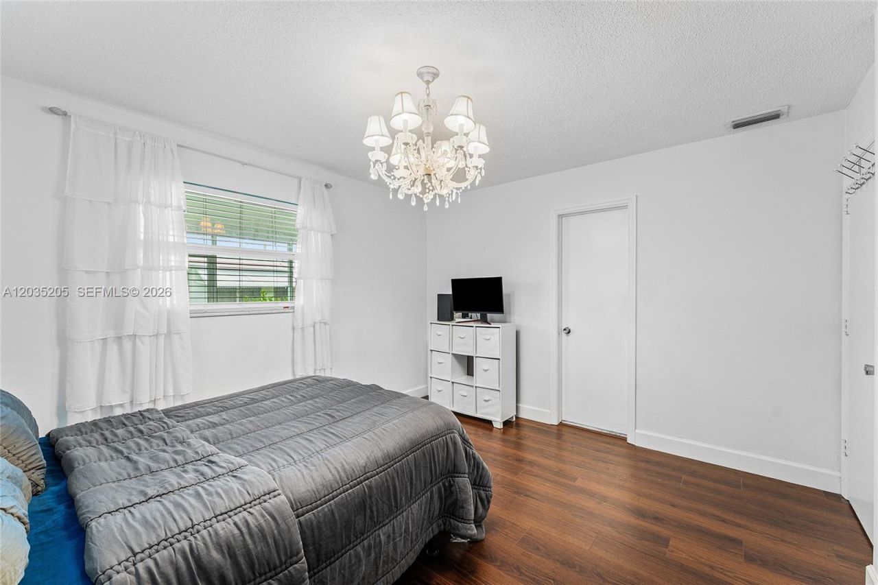 4705 NW 43rd Ave , Tamarac, FL 33319 Photo