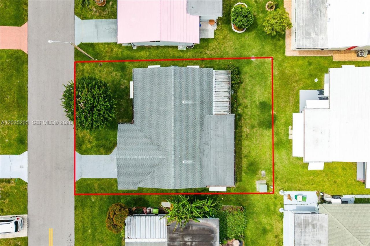 4705 NW 43rd Ave , Tamarac, FL 33319 Photo