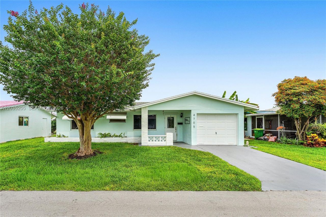4705 NW 43rd Ave , Tamarac, FL 33319 Photo