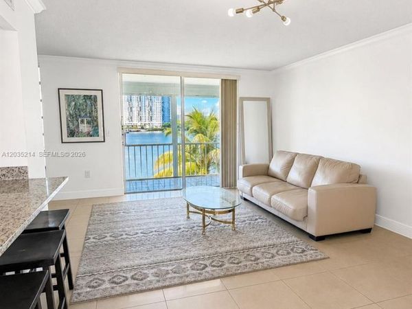 2999 Point East Dr, Unit C301, Aventura, FL 33160