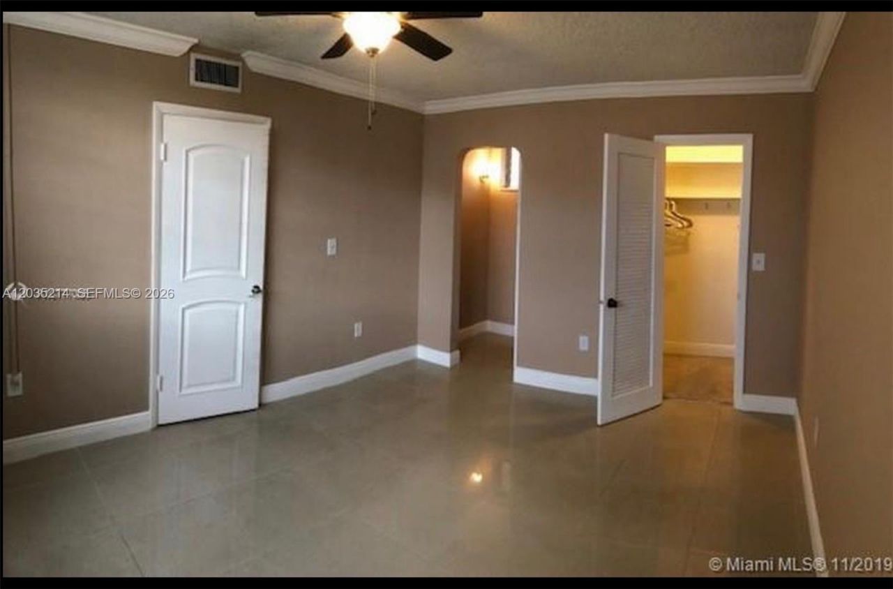 2999 Point East Dr , Unit C301, Aventura, FL 33160 Photo