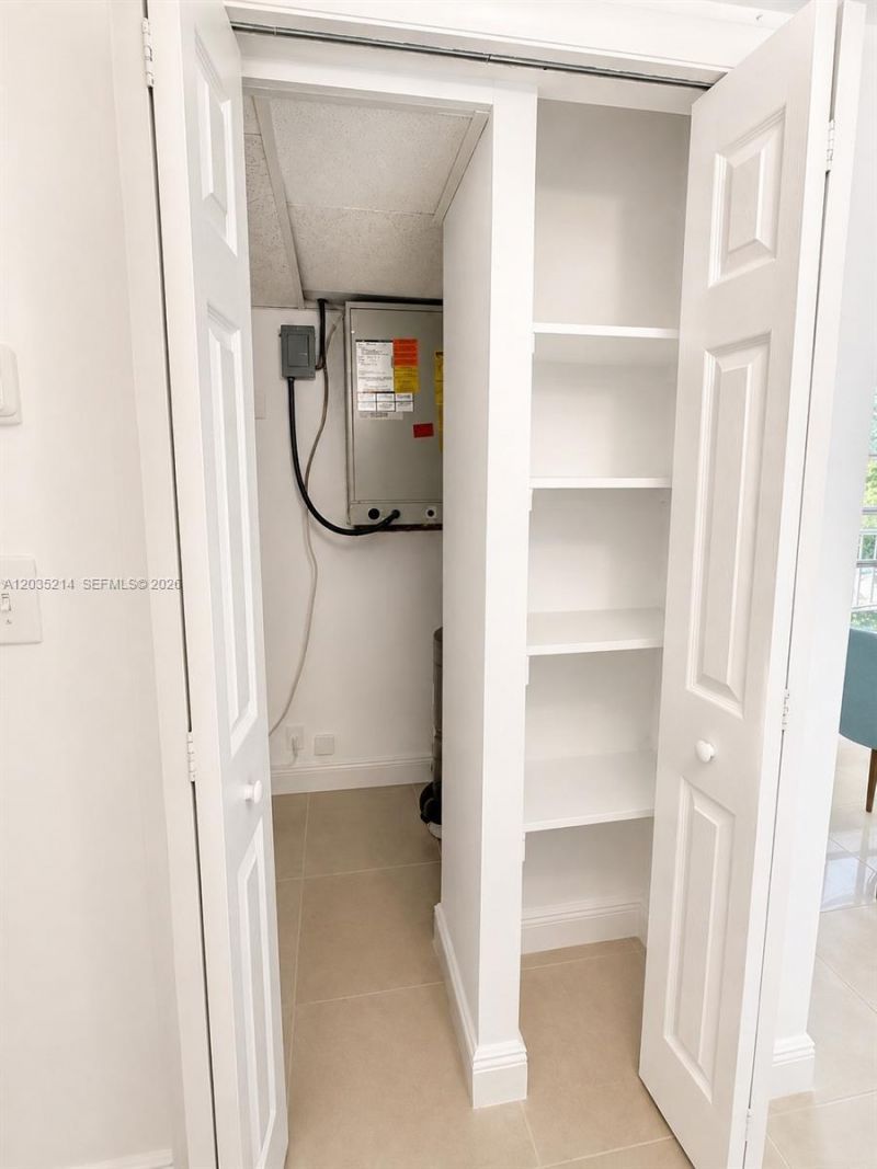 2999 Point East Dr, Unit C301, Aventura, FL 33160 Photo