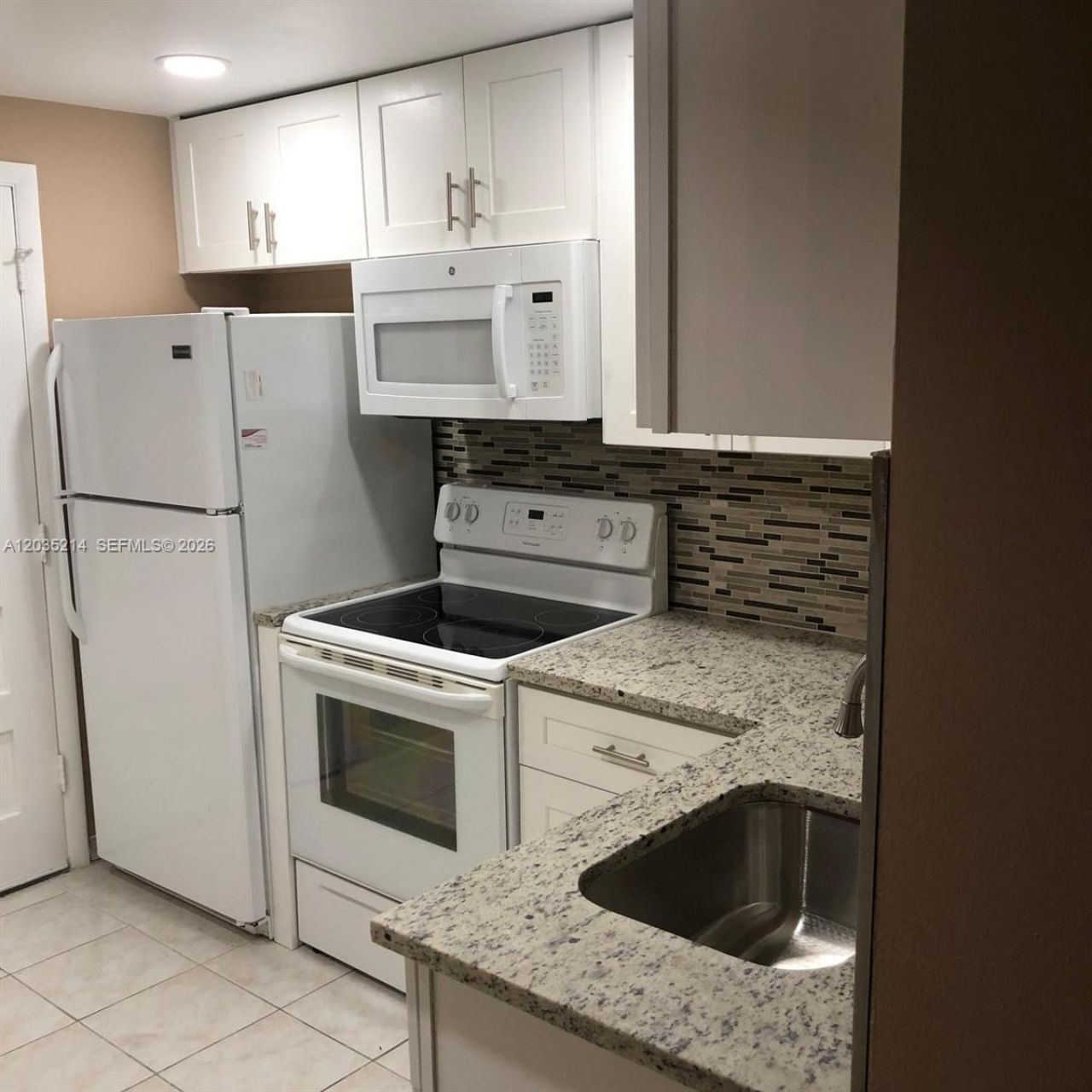 2999 Point East Dr , Unit C301, Aventura, FL 33160 Photo