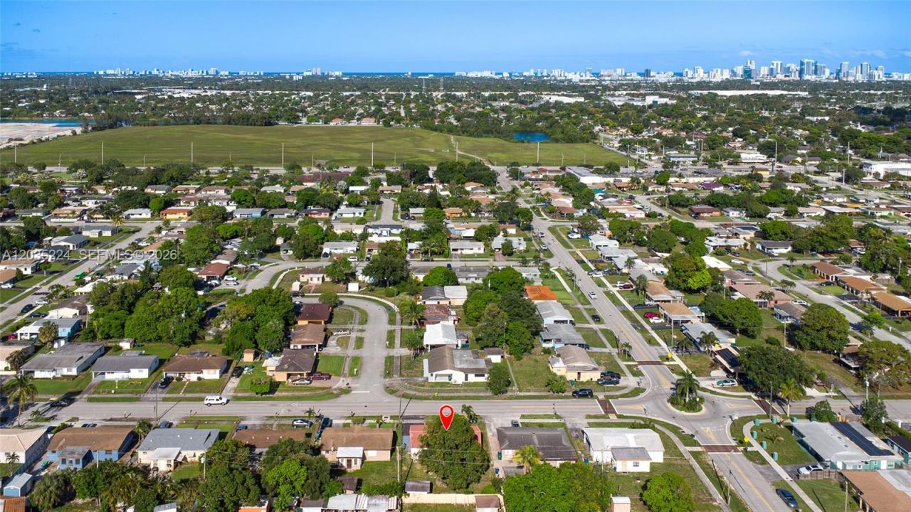 1421 NW 33rd Ave, Lauderhill, FL 33311 Photo