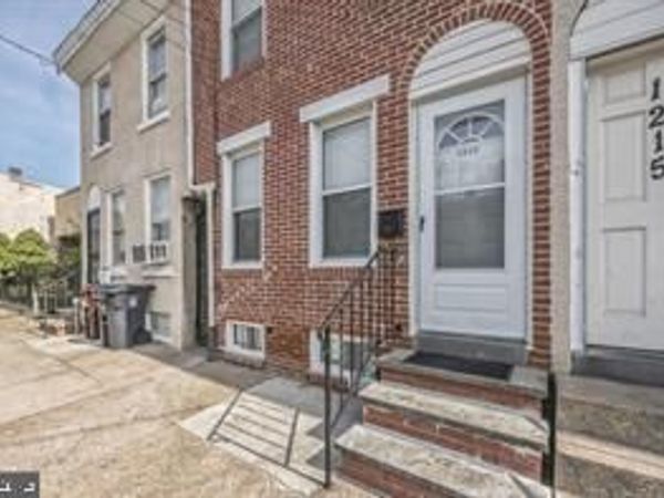 1217 CHESTNUT STREET, WILMINGTON, DE 19805
