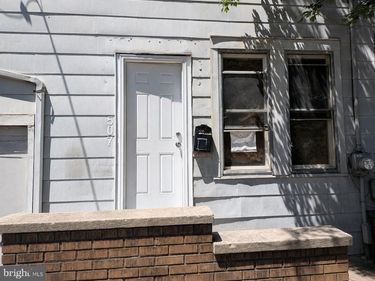 507 CENTRE STREET , TRENTON, NJ 08611