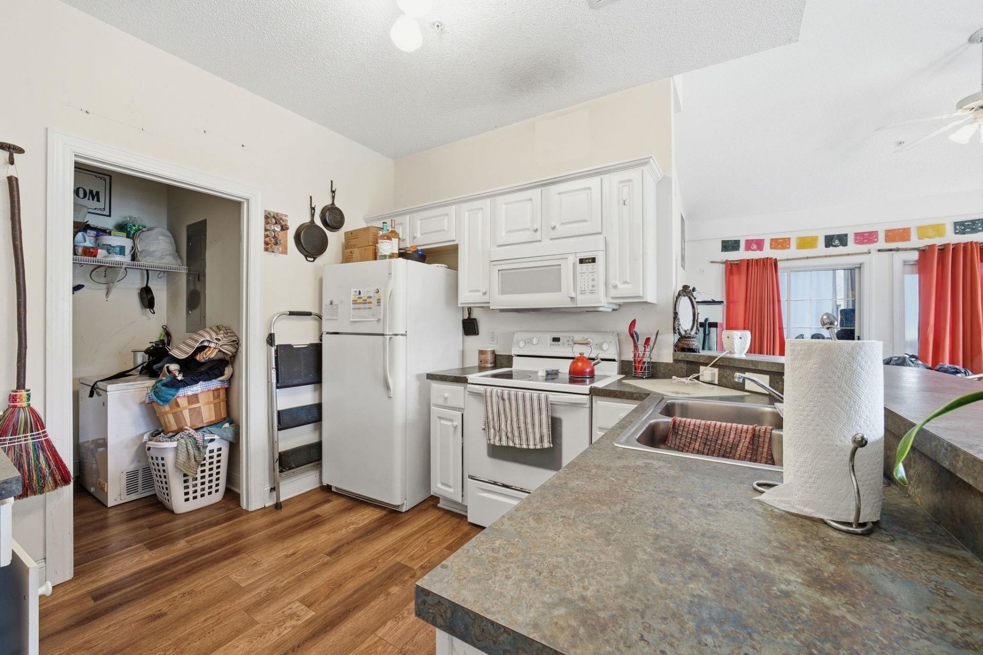 5034 Belleglen Ct.  Photo 13