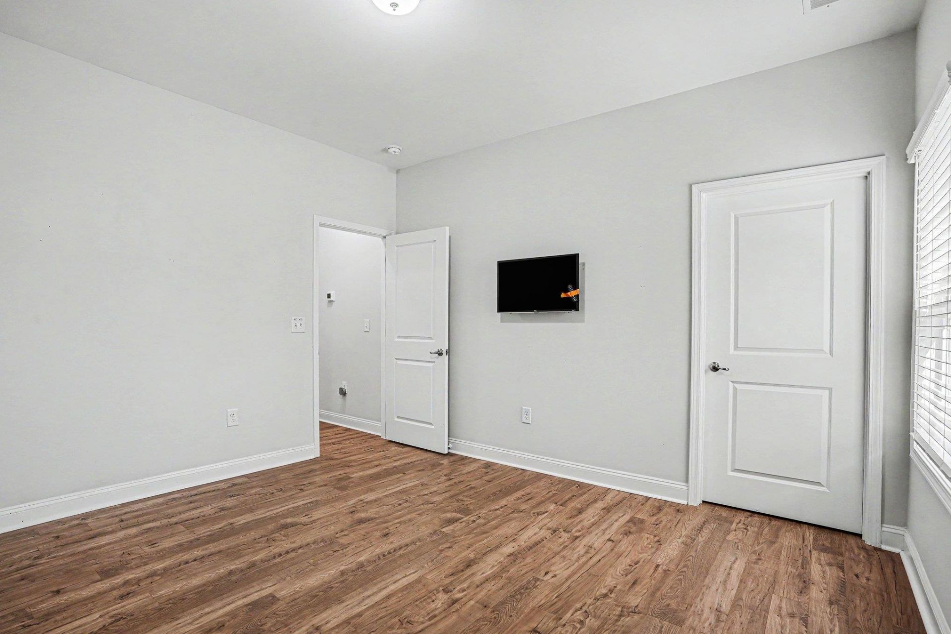 549 Indigo Bay Circle  Photo 31
