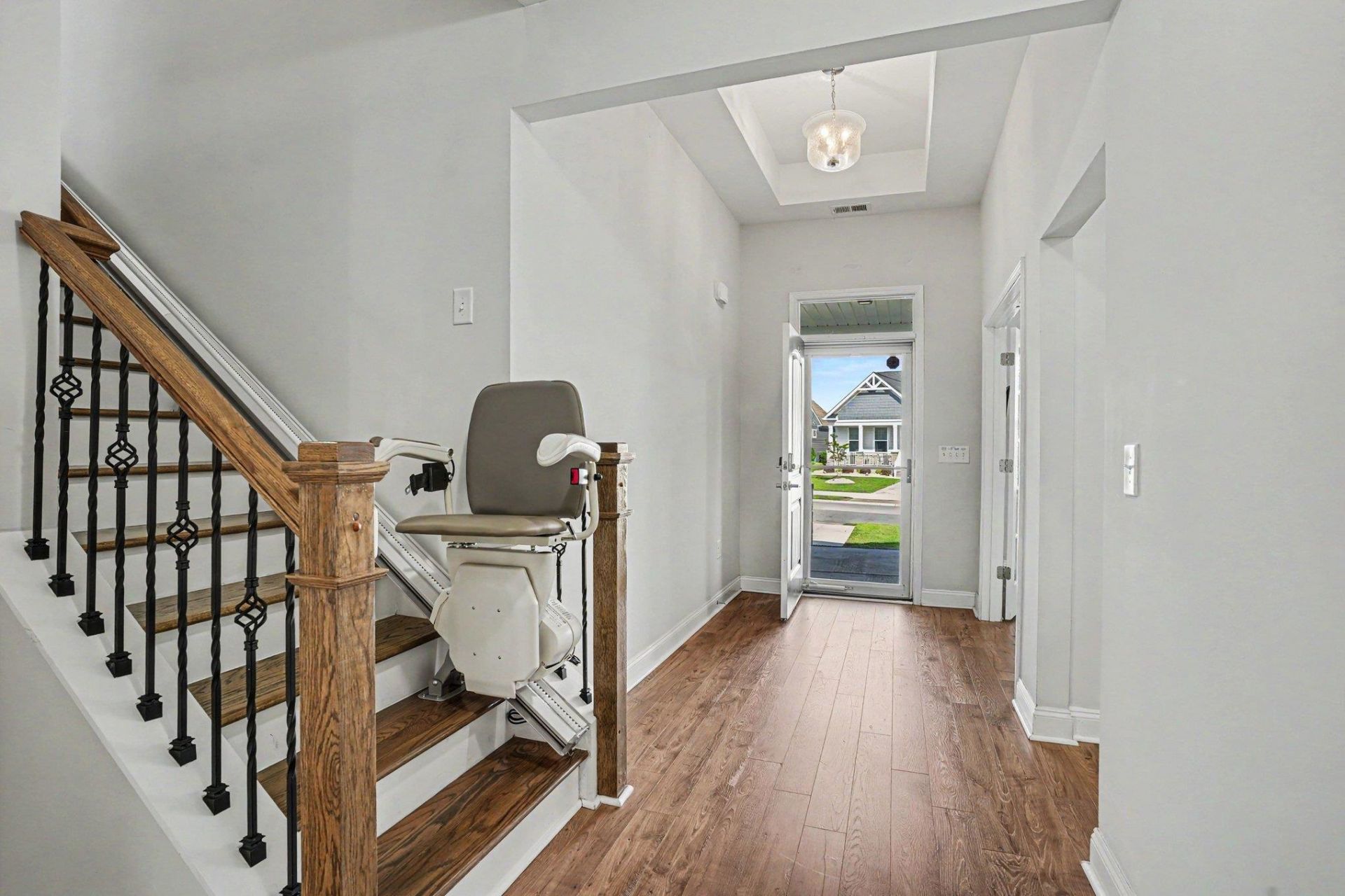 549 Indigo Bay Circle  Photo 6