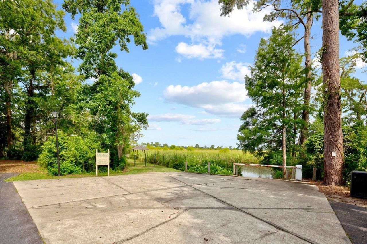 20 Ludlow Ct.  Photo 54